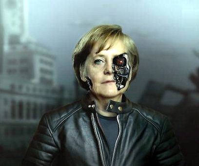 Angela Merkel se disculpa si spune ca nu a stiut nimic despre actiunile de spionaj ale americanilor